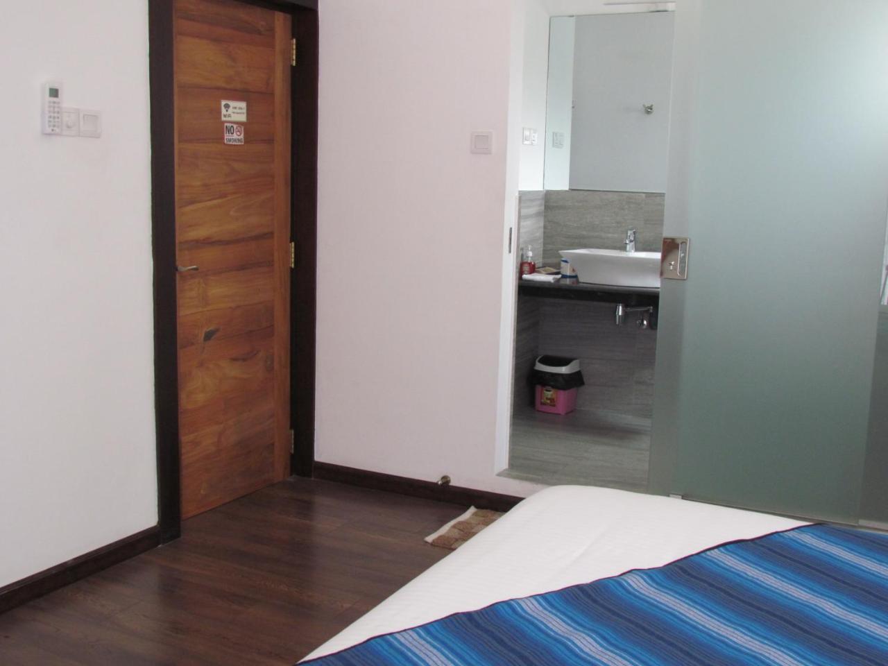 Kmc Villa Dehiwala-Mount Lavinia Екстер'єр фото